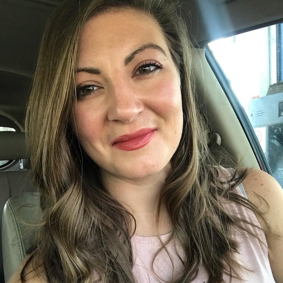 Meet your Posher, Lexi - Picture 1 of 1